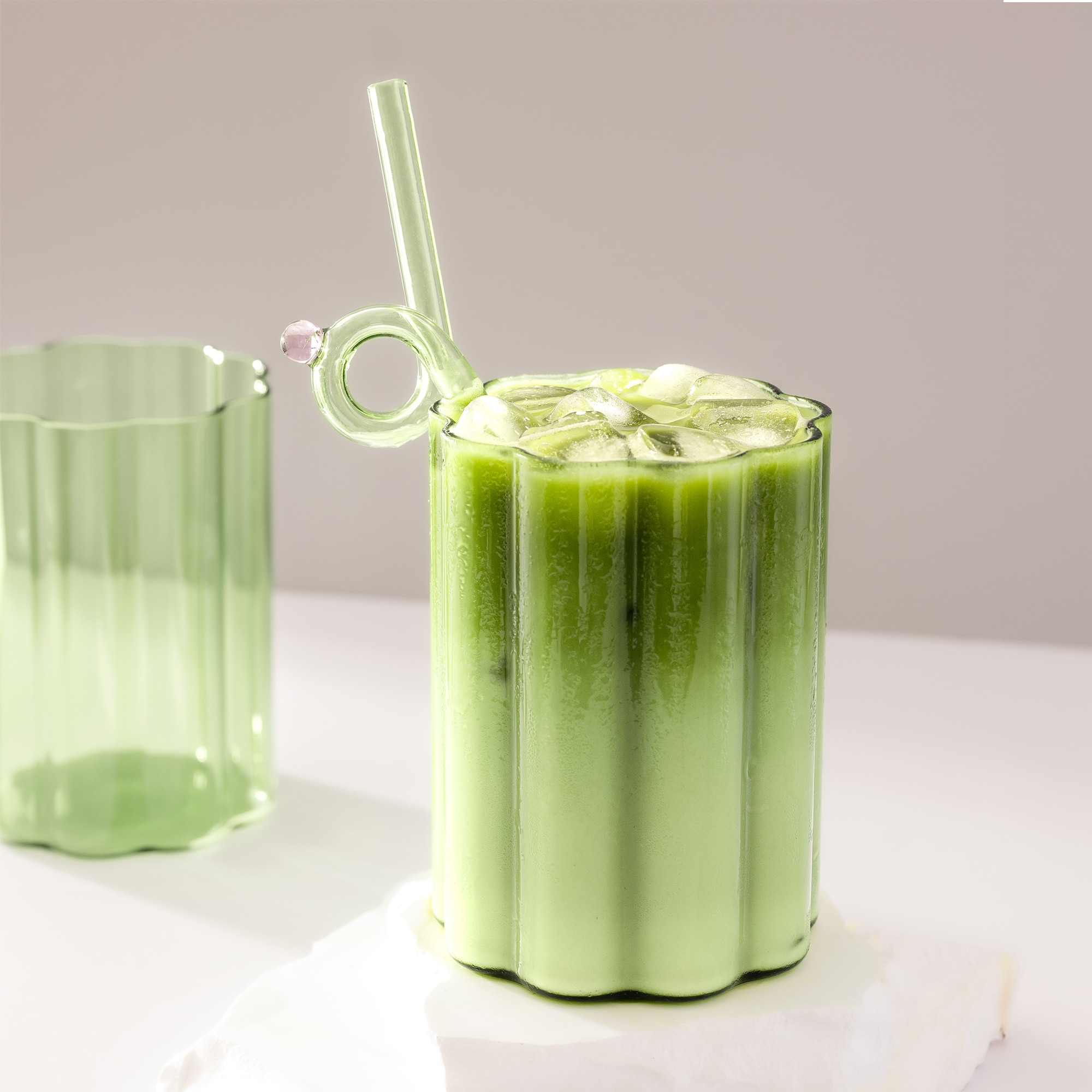 whalehomes-ripple-glass-cup-green-matcha